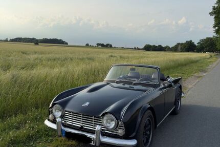 Triumph TR4 38.065 km 29.999 &euro; Dorsten 46282