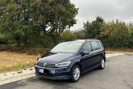 VW Touran 137.000 km 13.000 &euro; Kevelaer 47623
