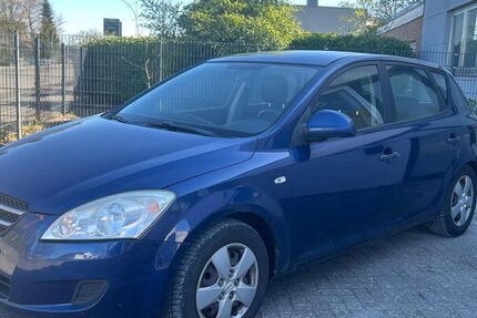 Kia ceed / Ceed 318.000 km 950 &euro; Borken 46325