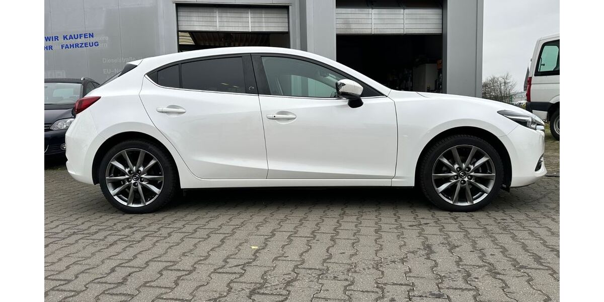 Mazda 3 110.000 km 14.299 &euro; Kevelaer 47623