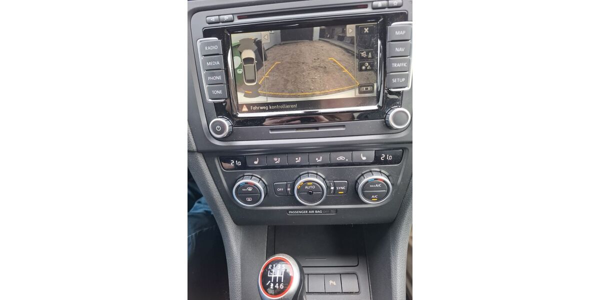 VW Golf 77.000 km 16.000 &euro; Kalkar 47546