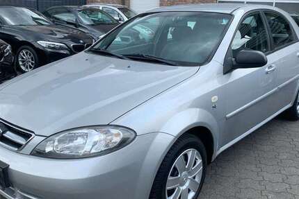 Chevrolet Lacetti 95.000 km 2.950 &euro; Moers 47443