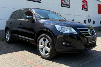 VW Tiguan 122.400 km 7.999 &euro; Bottrop 46236