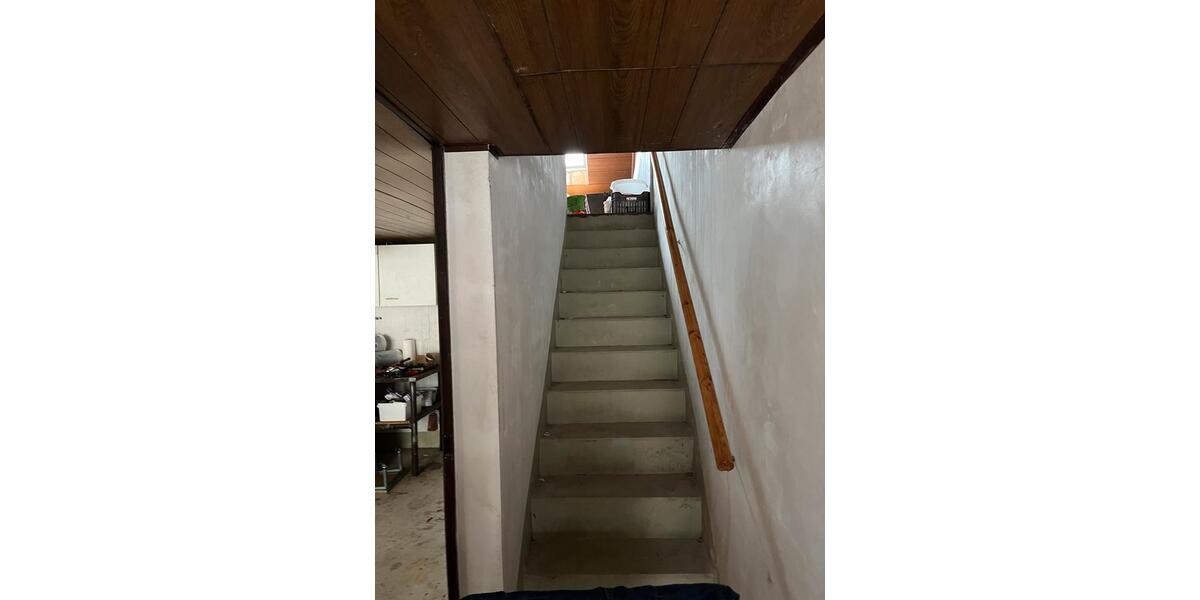 Reihenhaus Rees - 3 Zimmer, 140 m&sup2;, 115.000&euro; | Angebot:26827689