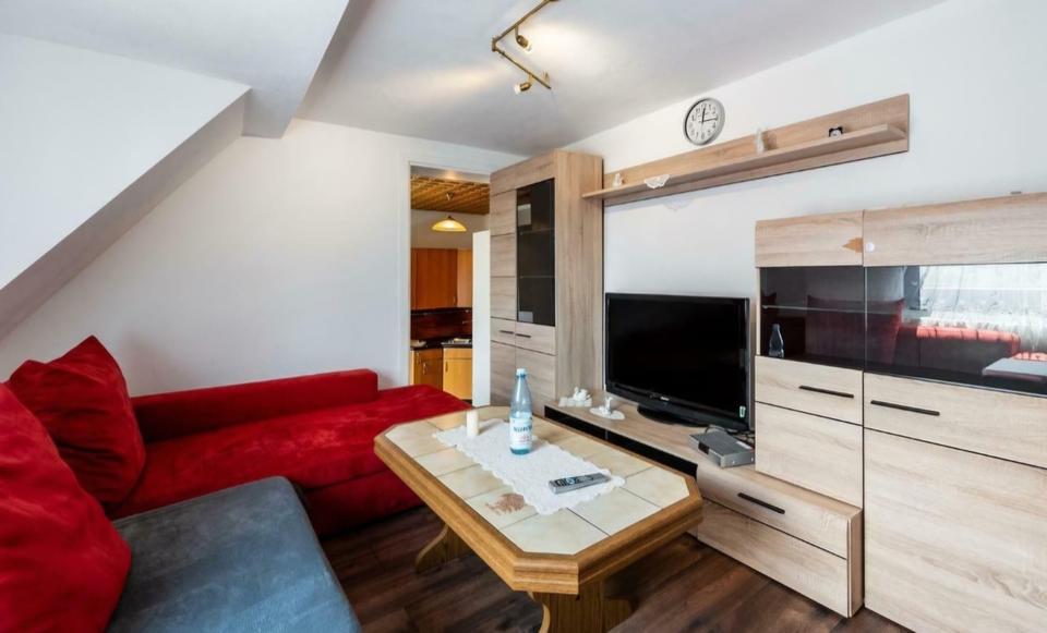 Einfamilienhaus Rees - 8 Zimmer, 208 m&sup2;, 365.000&euro; | Angebot:25171424