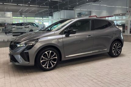 Renault Clio 17.028 km 17.880 &euro; Oberhausen 46049