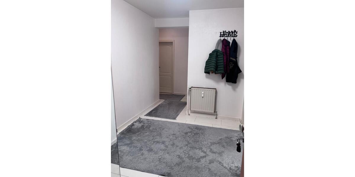 Etagenwohnung Neukirchen-Vluyn Vluyn - 3.5 Zimmer, 85 m&sup2;, 185.000&euro; | Angebot:26100522