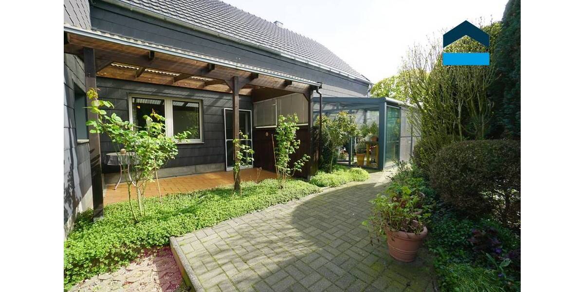 Einfamilienhaus Kamp-Lintfort Hoerstgen - 8 Zimmer, 360 m&sup2;, 790.000&euro; | Angebot:25701928