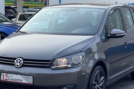 VW Touran 122.229 km 9.450 &euro; Oberhausen 46045