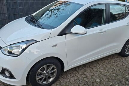 Hyundai i10 37.200 km 7.490 &euro; Bocholt 46399