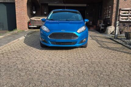 Ford Fiesta 102.729 km 5.950 &euro; Hamminkeln 46499