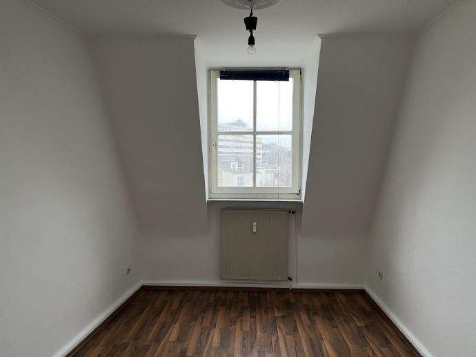 Etagenwohnung Duisburg Dellviertel - 3 Zimmer, 78 m&sup2;, 550&euro; | Angebot:26683998