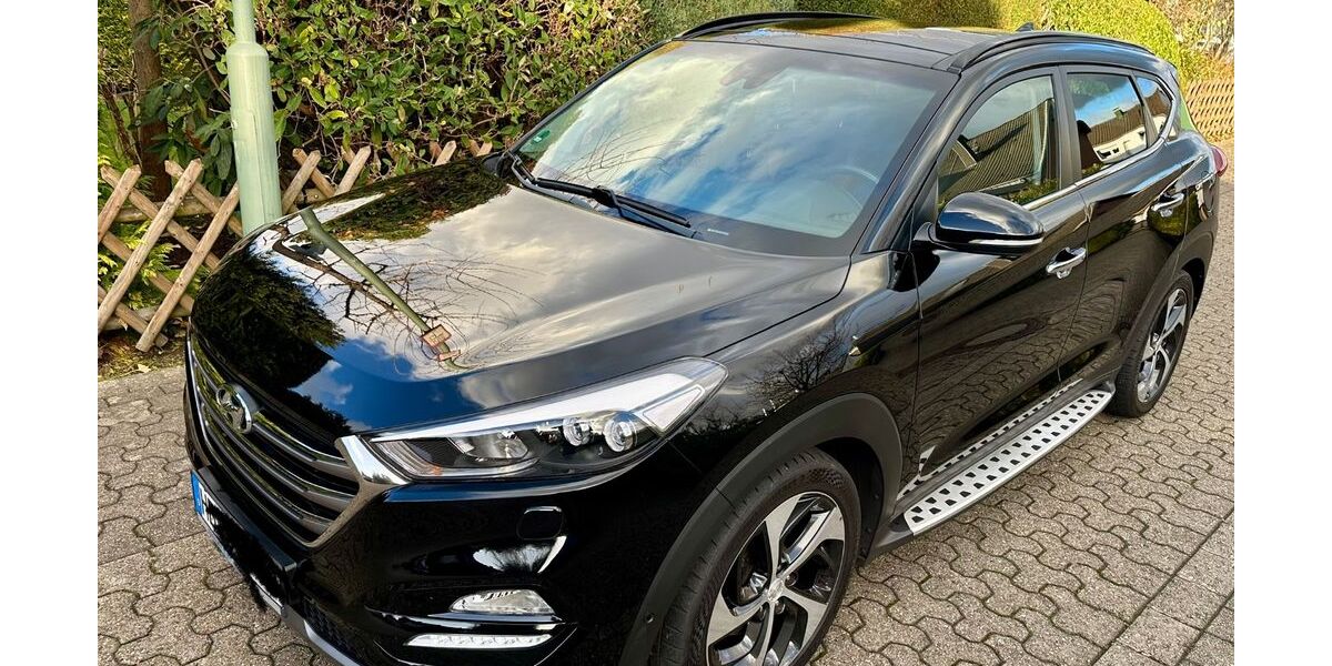 Hyundai TUCSON 48.000 km 19.200 &euro; Duisburg 47249