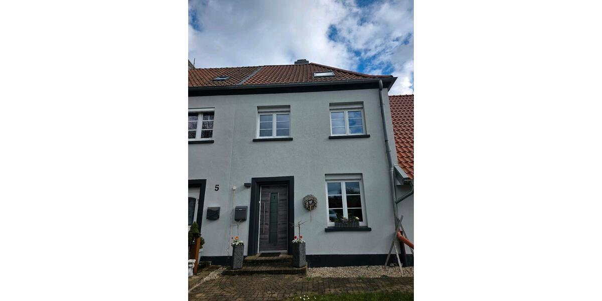 Reihenhaus Weeze - 10 Zimmer, 240 m&sup2;, 690.000&euro; | Angebot:25982488