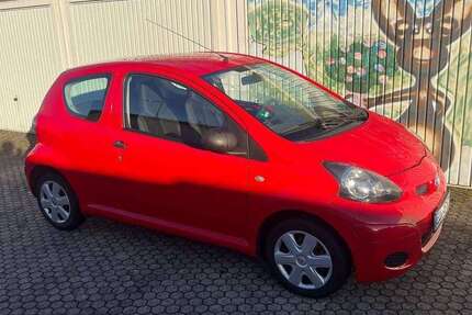 Toyota Aygo 82.000 km 3.800 &euro; Rees, Stadt 46459