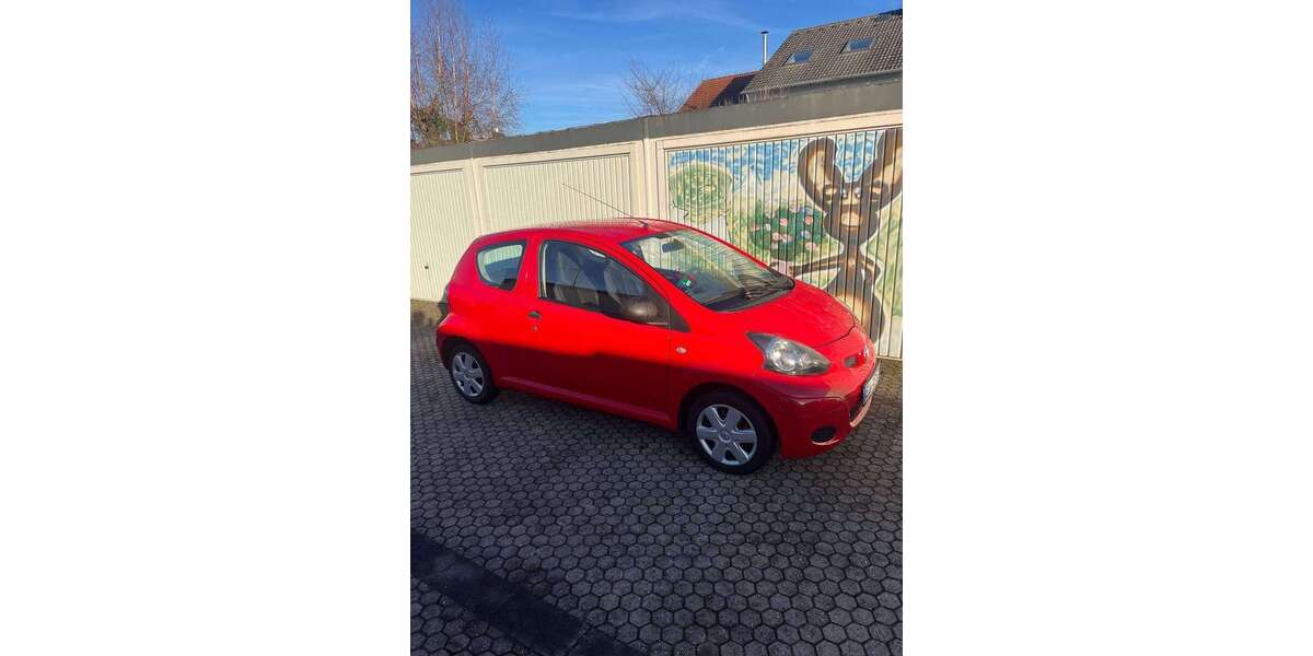 Toyota Aygo 82.000 km 3.800 &euro; Rees, Stadt 46459