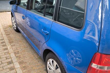 VW Touran 150.000 km 2.500 &euro; duisburg 47167