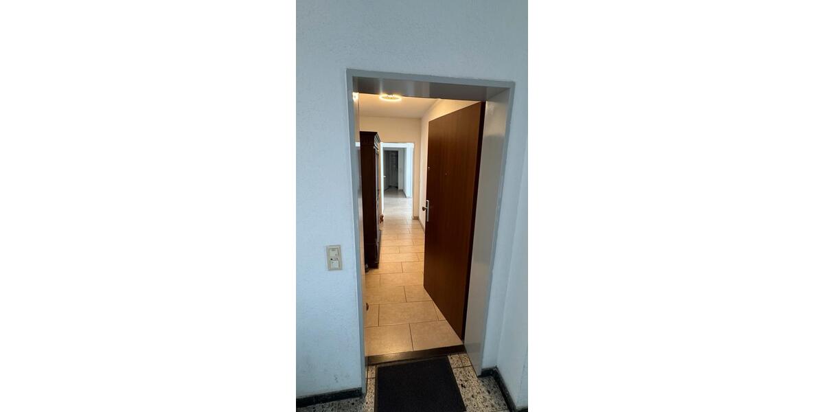 Etagenwohnung Duisburg Walsum - 4 Zimmer, 89 m&sup2;, 229.000&euro; | Angebot:25058197