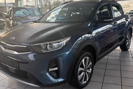 Kia Stonic 18.800 km 15.890 &euro; Raesfeld 46348