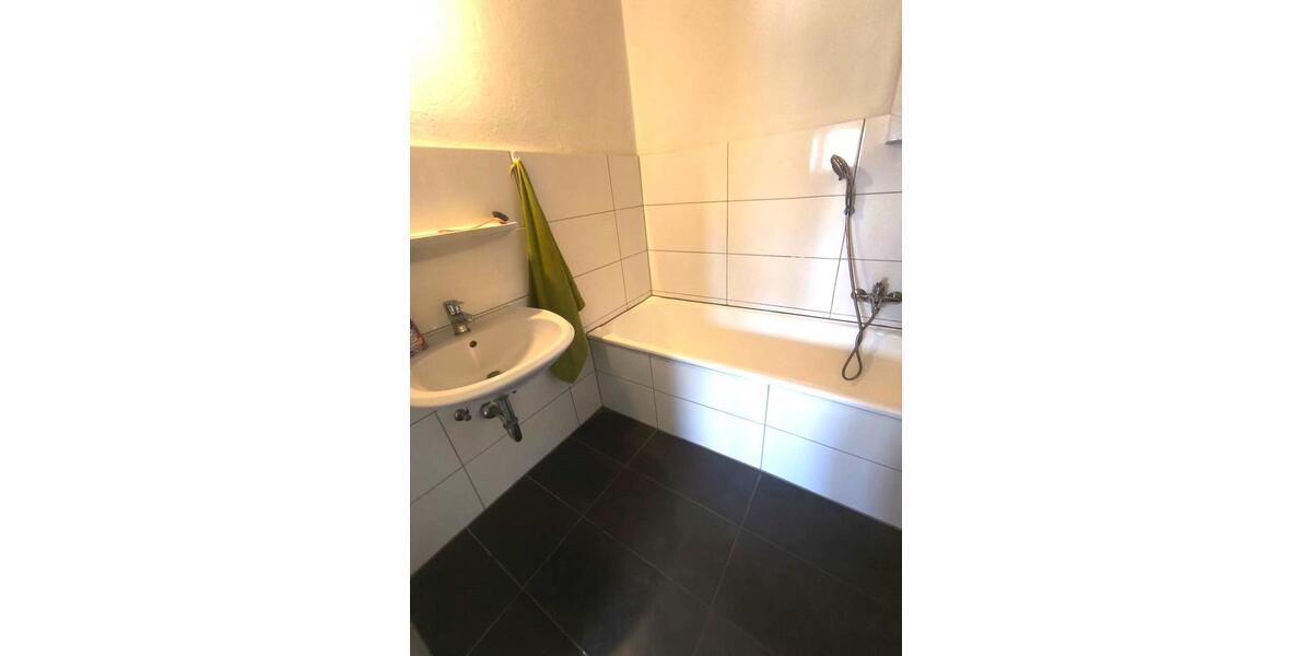 Etagenwohnung Wesel - 3 Zimmer, 84 m&sup2;, 820&euro; | Angebot:25961257