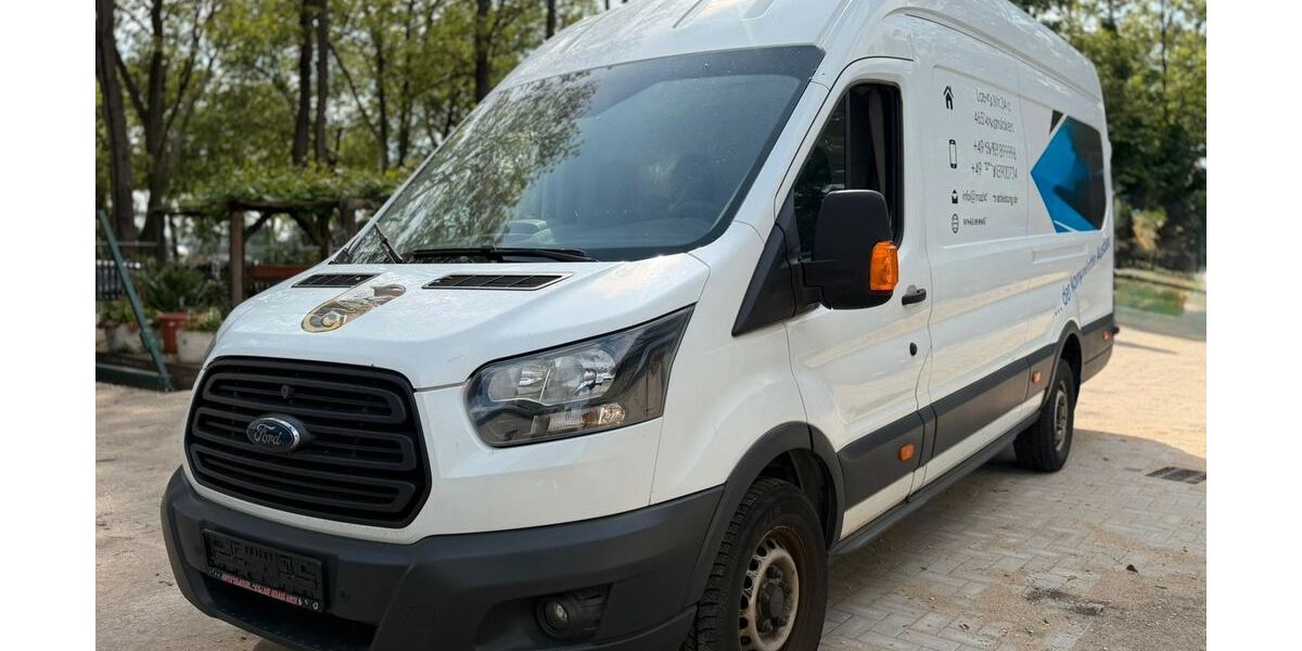 Ford Transit 208.000 km 8.900 &euro; Duisburg 47138