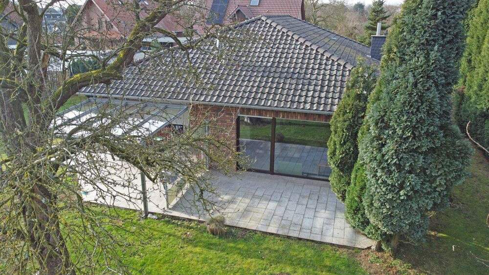 Bungalow Voerde Friedrichsfeld - 3 Zimmer, 123 m&sup2;, 790.000&euro; | Angebot:25878914