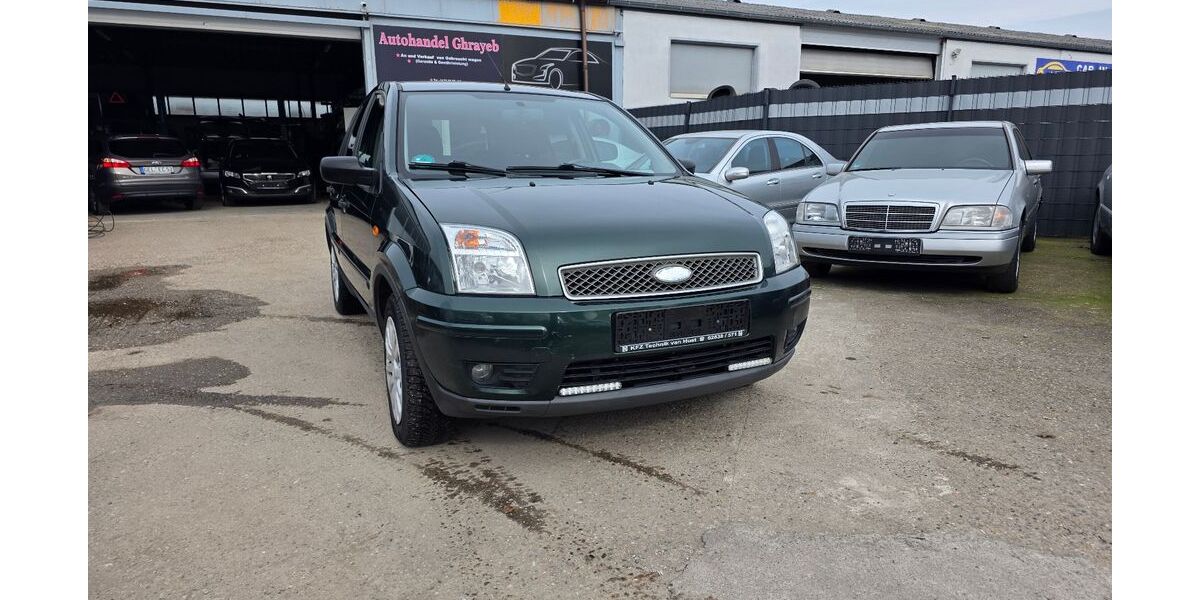 Ford Fusion 181.000 km 2.499 &euro; Geldern 47608