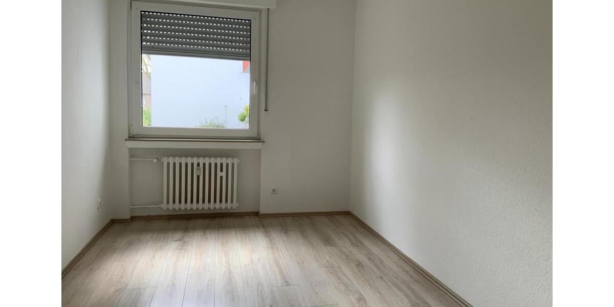 Erdgeschoßwohnung Gelsenkirchen Gelsenkirchen-Nord - 3 Zimmer, 71 m&sup2;, 499&euro; | Angebot:25542359