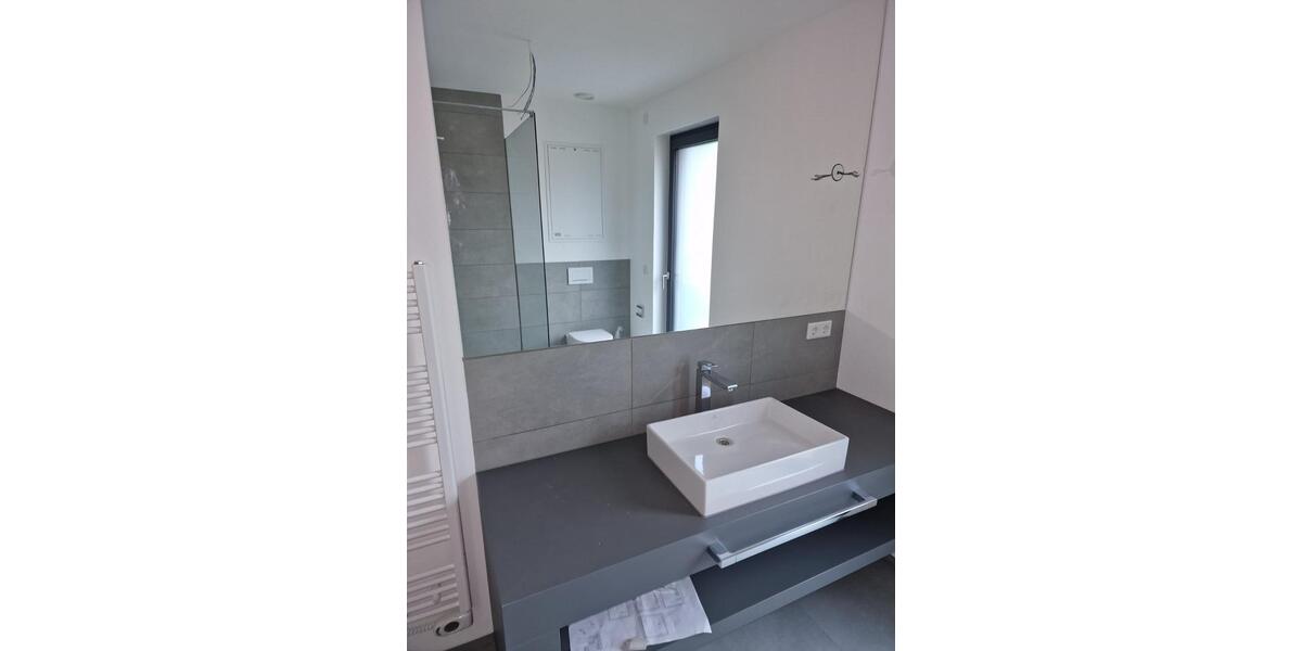 Etagenwohnung Moers Schwafheim - 2 Zimmer, 68 m&sup2;, 1.000&euro; | Angebot:25903167