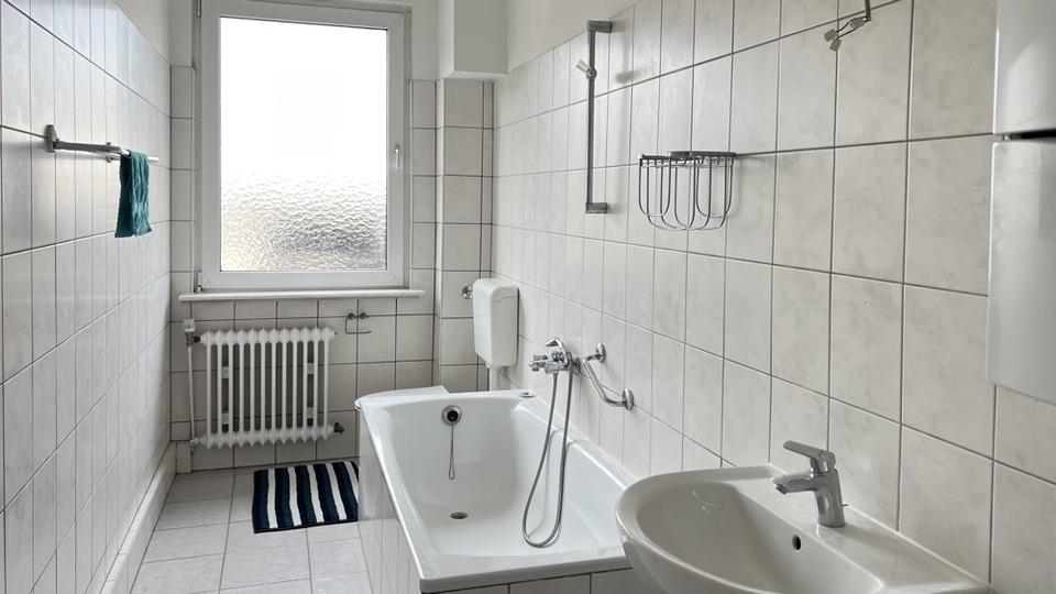 Etagenwohnung Duisburg Hamborn - 2 Zimmer, 69 m&sup2;, 460&euro; | Angebot:25891665