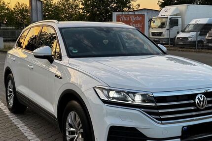 VW Touareg 111.748 km 38.000 &euro; Weeze 47652