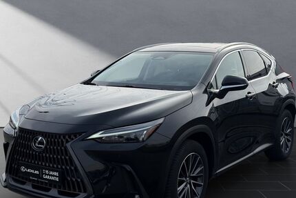 Lexus NX 350h 31.920 km 47.950 &euro; Wesel 46485